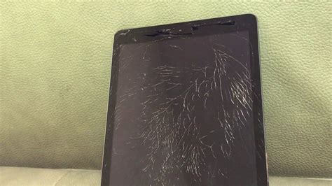 ipad glass screen broken cracked ipad screen   worth  repair