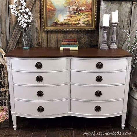 farmhouse white painted furniture    woods