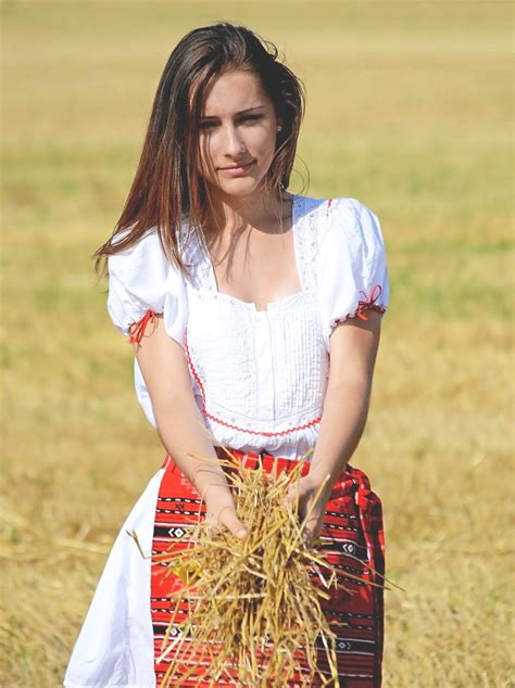 X Post From R Pics Folk Dress In Romania R Prettygirls