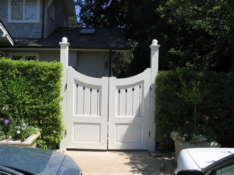 suggestions  design  wooden driveway gate carpentry contractor talk