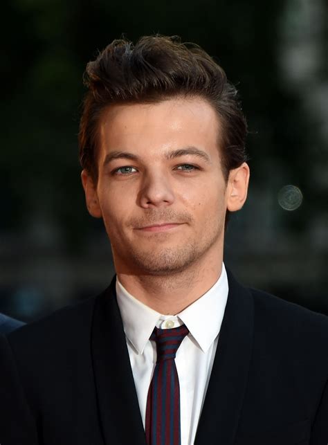 one direction s louis tomlinson and briana jungwirth have