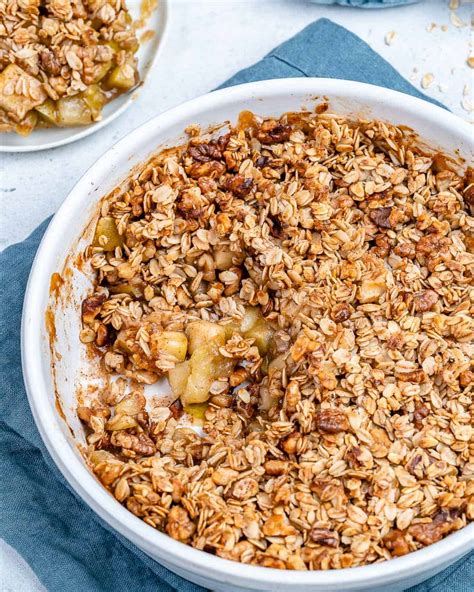 easy oatmeal apple crumble vegan healthy fitness meals