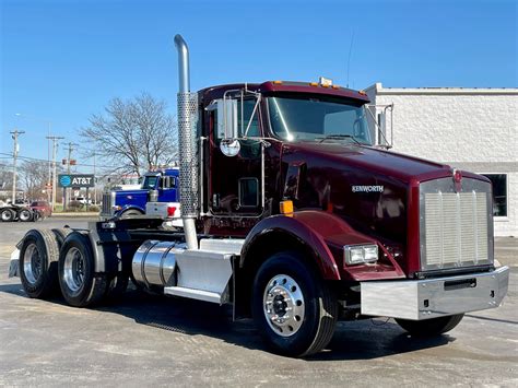 kenworth  day cab paccar mx hp  speed manual  sale special pricing