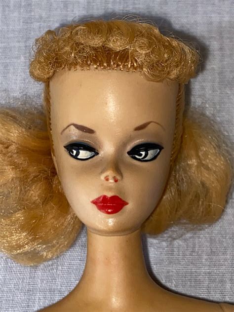 vintage   ponytail barbie blonde  orig silhouette box stand