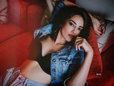 Surbhi Jyoti Looks Hot As She Flaunts Her Curves In Style