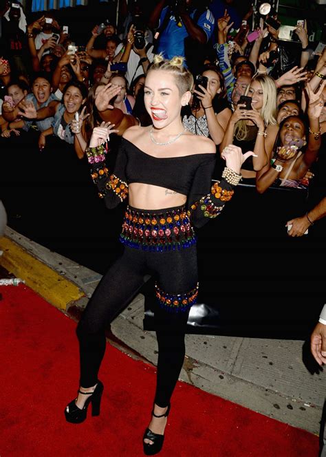 miley cyrus pictures hot vma 2013 mtv performance 58 gotceleb