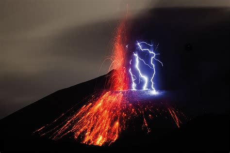 por  hacen erupcion los volcanes por  son tan devastadores images