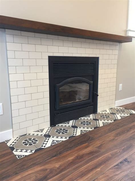 Great Tile Ideas for Small Bathrooms | Fireplace tile