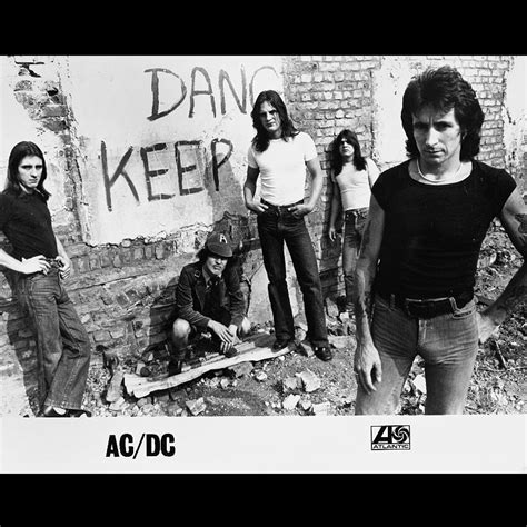 the 14 greatest ac dc songs of all time gigwise