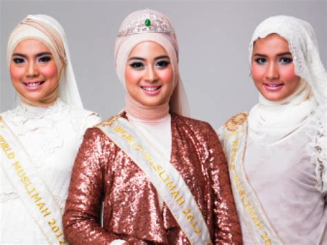 With Hijab But No Swimsuit Muslim Pageant Challenges Western Beauty