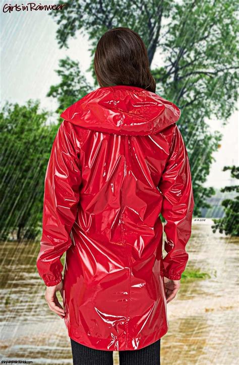 regenjacke rot glänzend red raincoat vinyl raincoat sissy dress pink