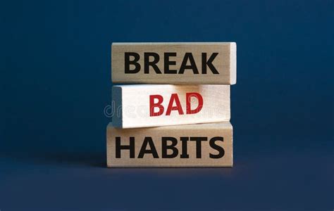 break bad habits symbol wooden blocks  words break bad habits beautiful grey background