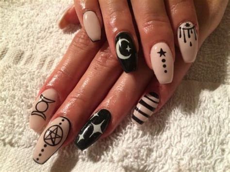 25 Top-Notch Ballerina Shaped Nails Designs - SheIdeas
