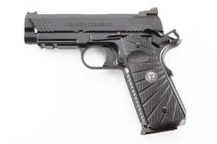 wilson combat edc  xmm edcx cpr   lg blk pistol buy  arnzen arms gun store mn