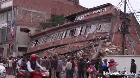 Nepal Earthquake Buildings Destroyed And Injured Treated Youtube