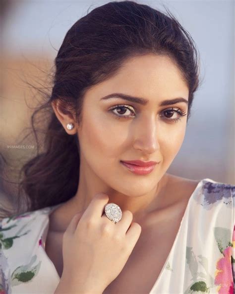 🔥sayesha saigal hot hd photos and wallpapers for mobile 1080p 17977