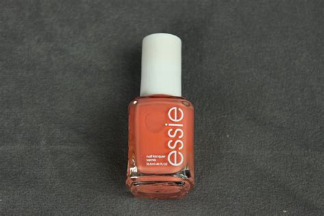 essie nail color resort fling nail polish