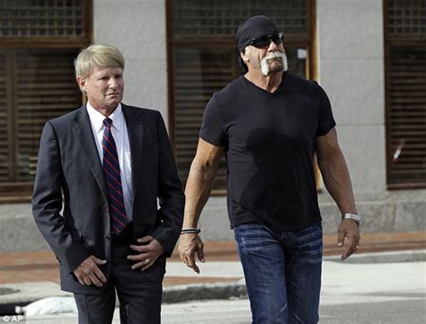 Gawker Sues Fbi To Obtain Records Over Hulk Hogan Sex Tape Daily Mail