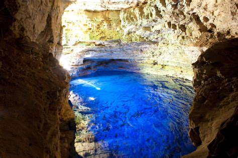 grutas  cavernas brasileiras  explorar nesse verao