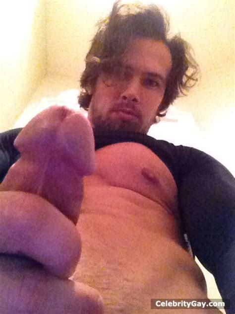 brad maddox leaked the male fappening