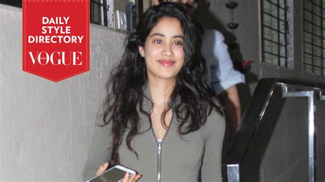 What Janhvi Kapoor And Twinkle Khanna Wore On 30 07 2018