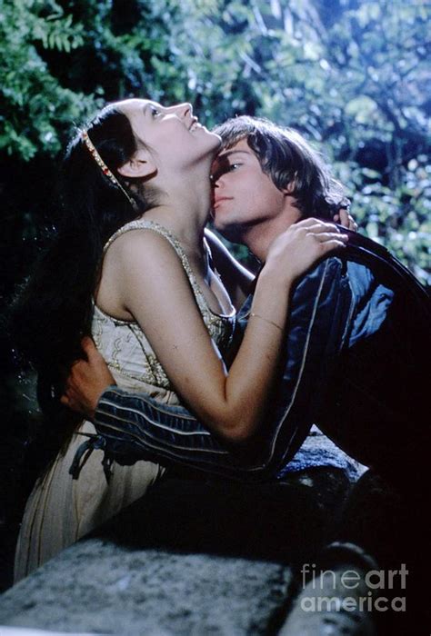 Leonard Whiting And Olivia Hussey In Romeo And Juliet