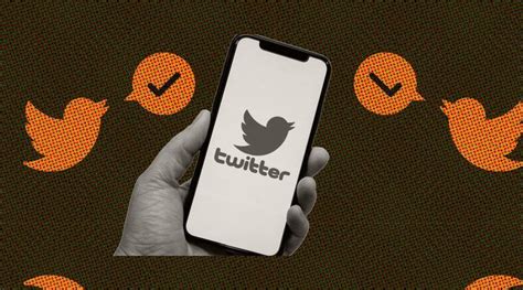 Twitter Launches Grey Badges For Commoners Verification