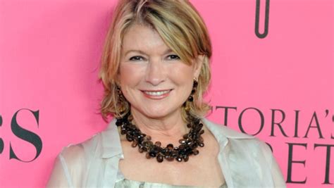 martha stewart denies plastic surgery face lift admits to fillers