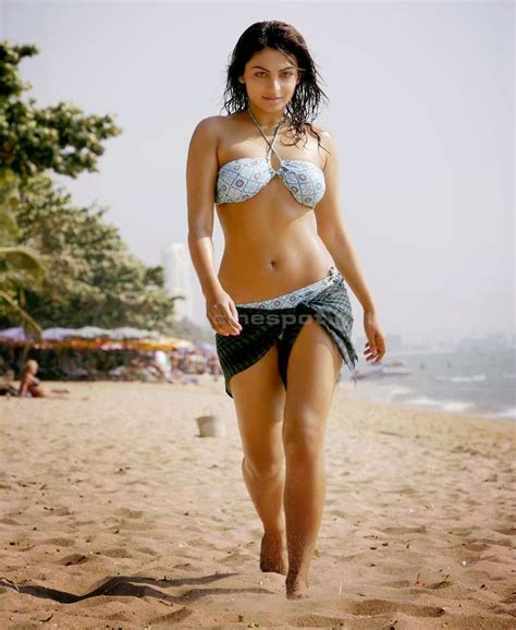tamilcinestuff actress kajal agarwal hot galleryhot