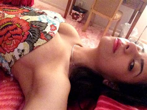 saudi arabian girl sexy topless selfies real indian gfs