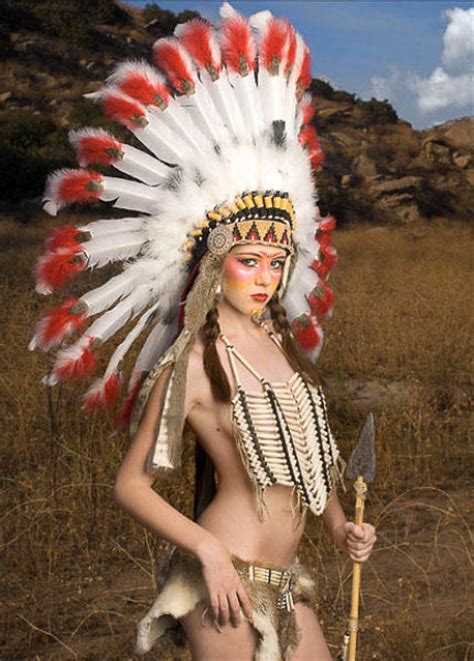 Sexy Girls Dressed In Hot Native American Outfits 37 Pics
