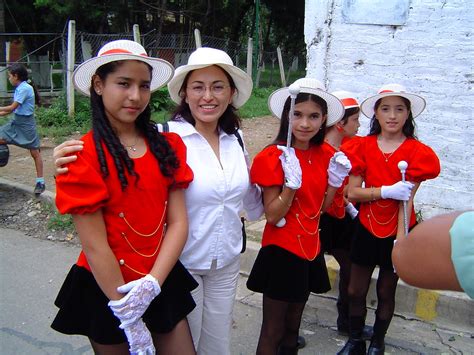Bellas Chicas En El Municipio De La Palma En El Departamen
