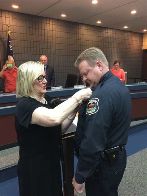 whmi 93 5 local news new fenton police chief sworn in