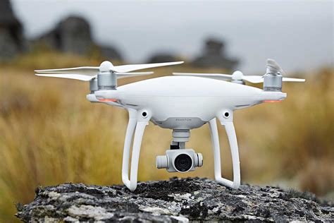 dji phantom  advanced drone review specs info