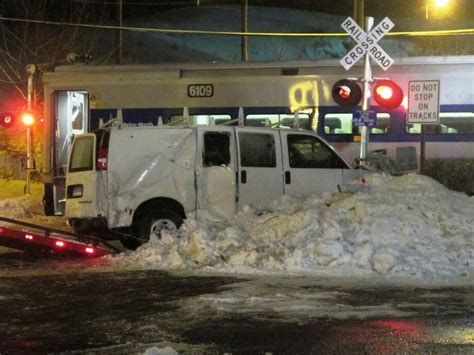metro north norwalk train accident  tied  signal troubles