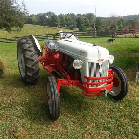 ford  tractors classic tractor antique tractors