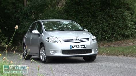 toyota auris review carbuyer youtube