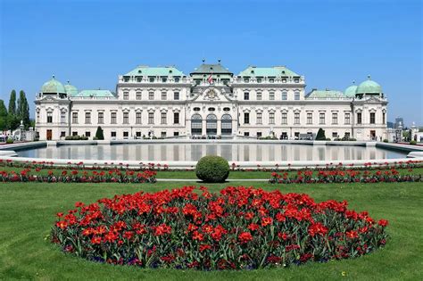 tourists guide  belvedere palace complex  vienna joys  traveling