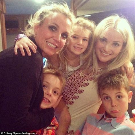 jamie lynn spears watched her daughter flip into pond daily mail online