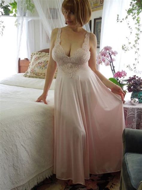 Vintage Huge Sweep Pink Nylon Olga Nightgown Nightie 92770 Etsy