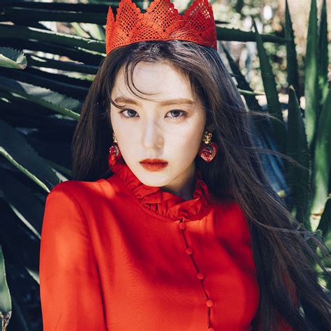 Ho66 Red Velvet Girl Kpop Summer Bokeh Wallpaper
