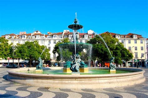 rossio lisbons town square