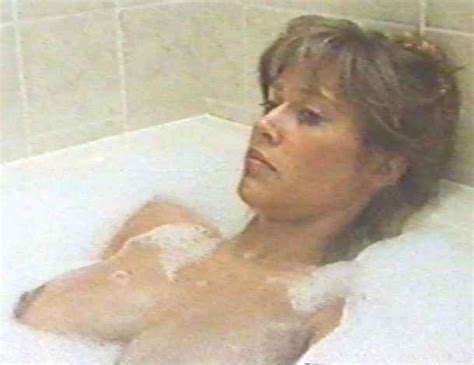 naked maggie o neill in friday on my mind