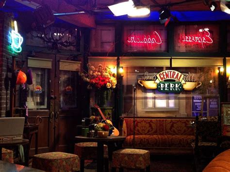 Friends Central Perk Wallpapers Wallpaper Cave