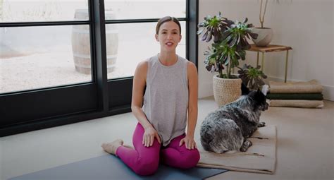 Adriene Mishler 25 Minute Yoga Workout To Feel On Day 13