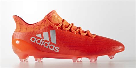 adidas   messi   breakdown footy boots