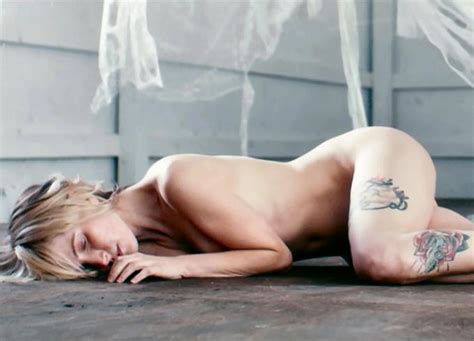 Hayley Williams Nude Faradenza