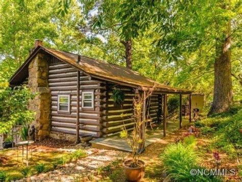 log cabins  sale  florida  living   homes   square feet zillow