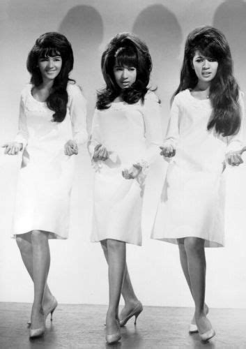art print poster the ronettes girl group the ronettes