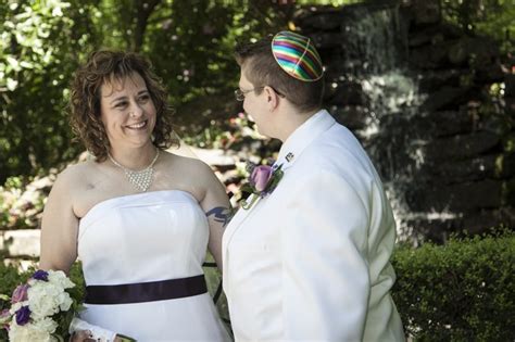 These Gorgeous Pictures From Same Sex Weddings Will Instantly Cheer You Up